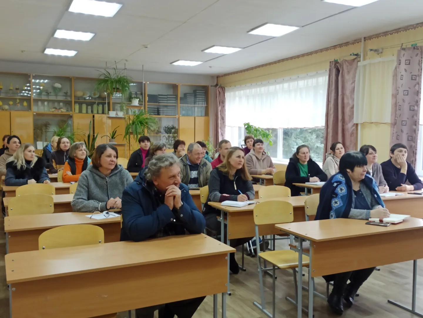 Детальніше про статтю  Засідання педагогічної ради